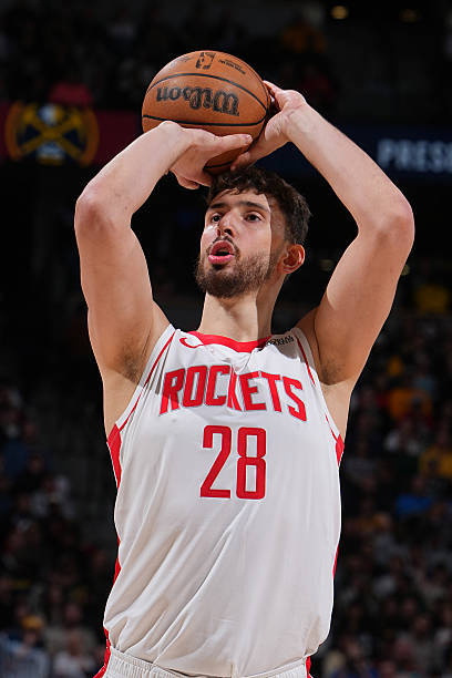 火箭队三将伤缺申京出战成疑