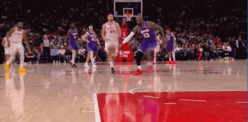 詹姆斯东契奇联手狂砍70分 湖人双杀火箭豪取7连