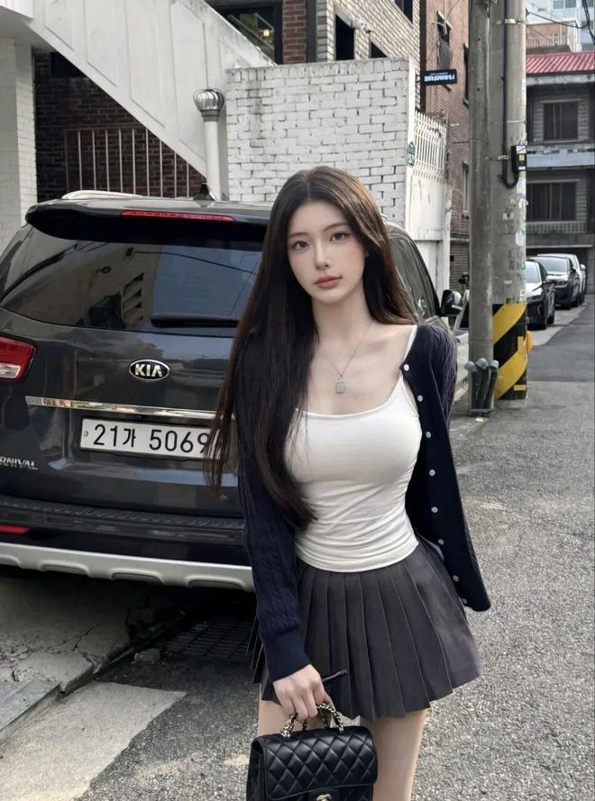 詹姆斯东契奇联手狂砍70分 湖人双杀火箭豪取7连