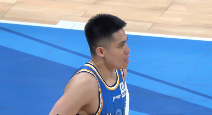 北京男篮逆转南京男篮 杰曼砍36分助队登顶