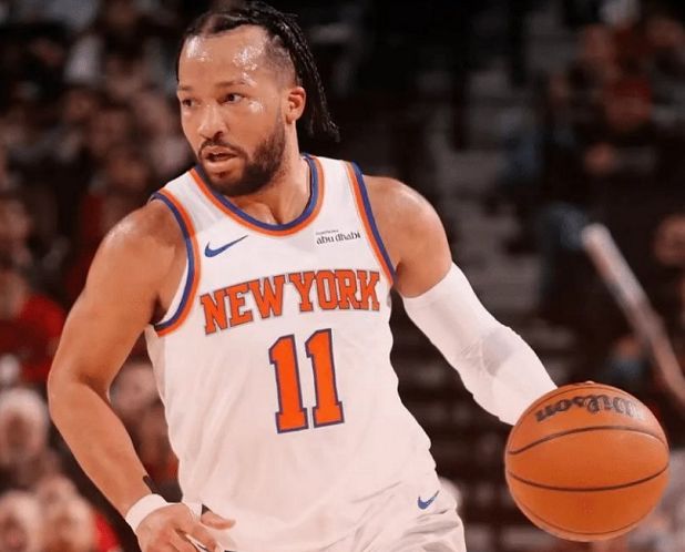 杜兰特砍29分难救76人 詹姆斯单核爆砍26+11助当选