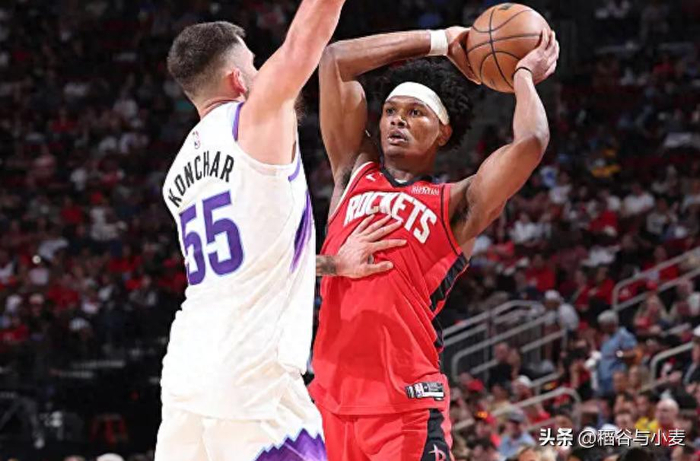 火箭大胜爵士豪取四连胜 阿门全面爆发助队登顶